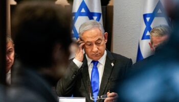 Le Premier ministre israélien, ici le 24 décembre 2023, est visé pour des crimes de guerre et crimes contre l'humanité présumés commis dans la bande de Gaza.