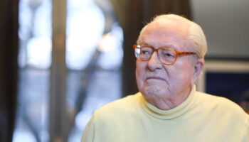 Jean Marie Le Pen "abusé" : sa fille porte plainte pour défendre son père