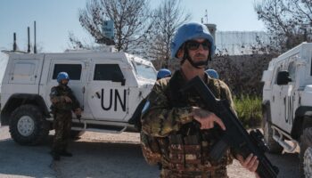 Guerre au Proche-Orient : au Liban, les Casques bleus de l'ONU ont été contraints d'interrompre leurs patrouilles en raison des combats