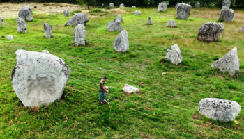 A Carnac, des chercheurs cartographient le sous-sol pour mieux comprendre le site préhistorique