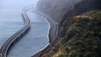 A La Réunion, les litiges de la nouvelle route du littoral, une lourde menace pour les finances du conseil régional