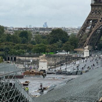 À Paris, l’immense chantier de démontage des sites olympiques : « On est sur le pont depuis 7 heures »