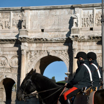 A Rome, l’arc de Constantin endommagé par la foudre lors d’un violent orage