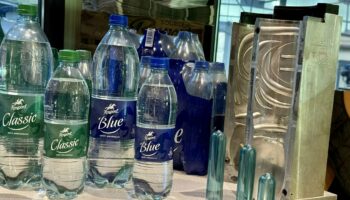 À Rosport: Plus écologique, la nouvelle bouteille en plastique est produite sur place