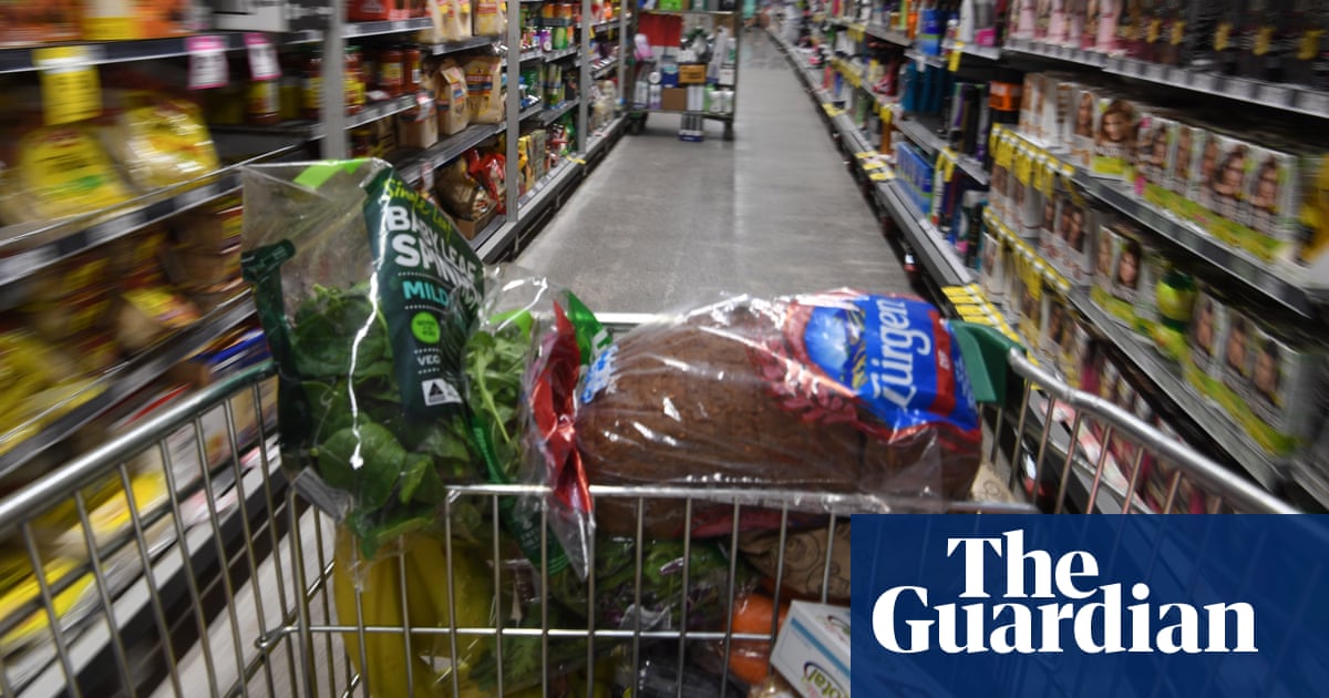 ACCC sues Coles and Woolworths over allegations of ‘illusory’ discounts on common products