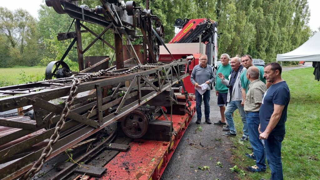 Abandonnée pendant 40 ans en Essonne, cette machine classée est repartie dans la Somme pour être restaurée