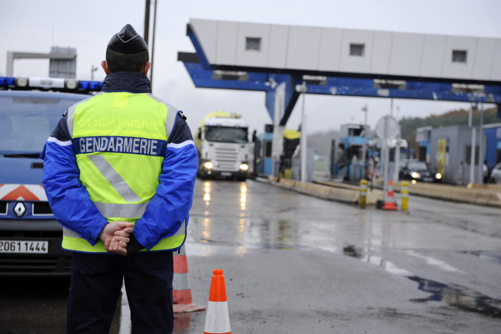 Accident mortel au péage de Saint-Avold: L'auteur en fuite au Maghreb