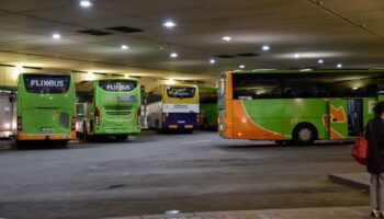 Appelée à déménager, la gare routière de Bercy cherche encore son nouvel emplacement