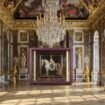 Après avoir investi le parc, le cheval s’invite dans les salons du château de Versailles