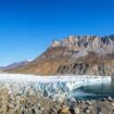 Au Groenland, il y a un an, la chute d’un immense glacier a déclenché un signal sismique mondial de neuf jours