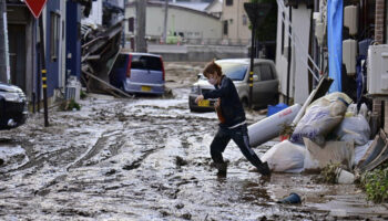 Au Japon, le bilan des inondations monte à six morts