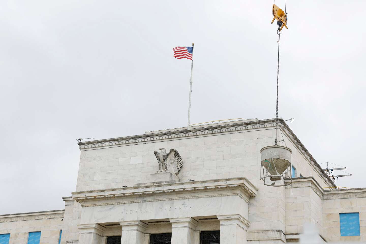 Aux Etats-Unis, la Fed abaisse son taux directeur de 0,5 point de pourcentage et envisage de nouvelles baisses en 2024