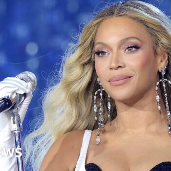 Beyoncé locked out of Country Music Awards