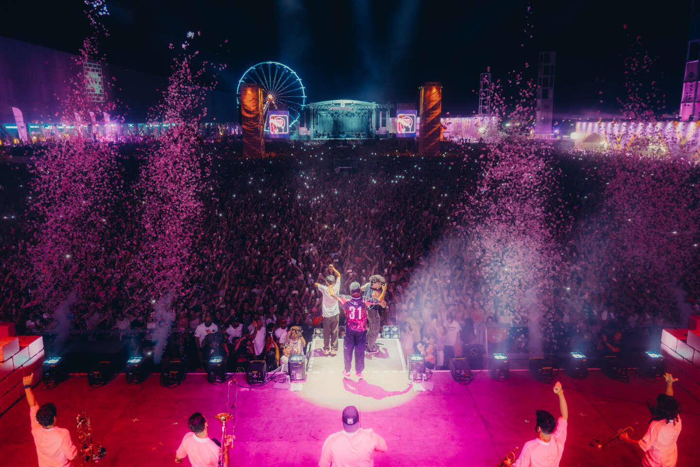 Bigflo et Oli voient la vie en rose à Toulouse avec leur festival