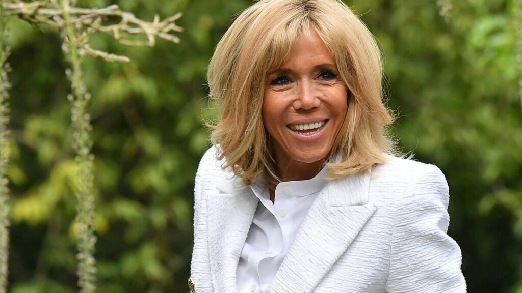 Brigitte Macron va redevenir prof !