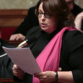 « Ces deux années ont été très dures dans la méthode » : la députée Sophie Errante quitte le groupe macroniste