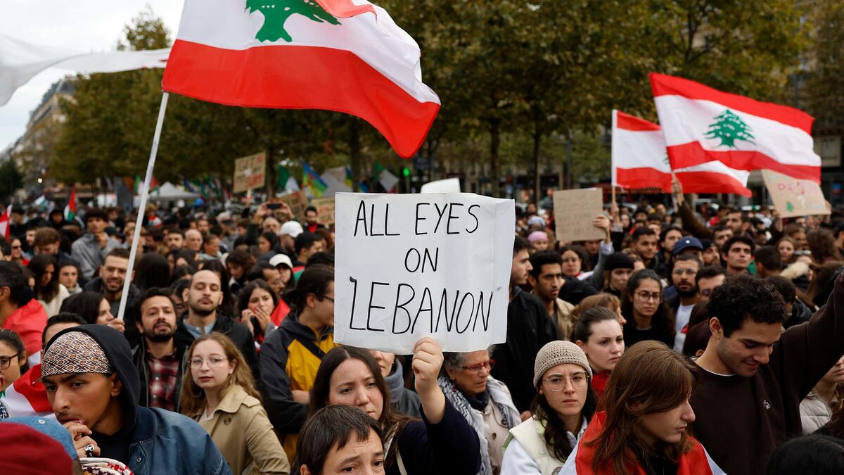 « Cessez le massacre » : plusieurs centaines de personnes se sont réunies à Paris en soutien au Liban