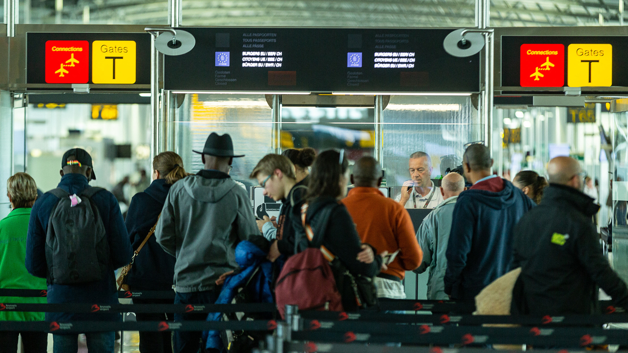 Charleroi, Bruxelles: Les deux grands aéroports de Belgique paralysés mardi par une grève