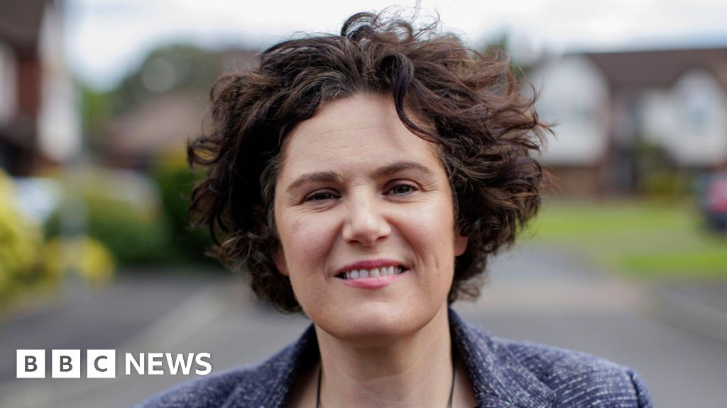 Claire Hanna MP seeking election as SDLP leader