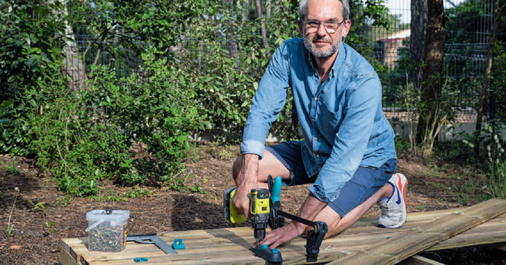 Comment poser des lames de terrasse en bois ?