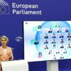 Commission européenne : Ursula von der Leyen présente une équipe dominée par la droite