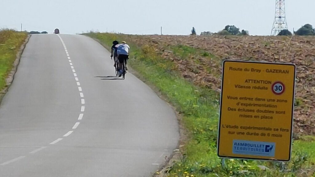 « Continuer à construire sans prévoir une voie cyclable ? » : dans les Yvelines, l’alerte des adeptes du vélo