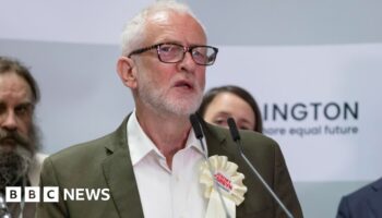 Corbyn forms new group with four pro-Gaza MPs