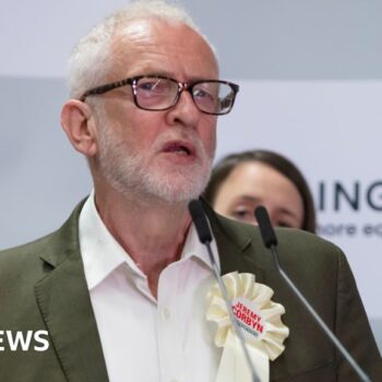 Corbyn forms new group with four pro-Gaza MPs