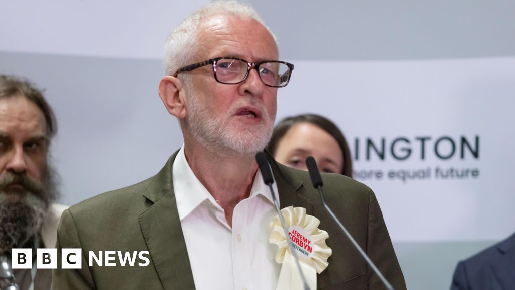 Corbyn forms new group with four pro-Gaza MPs