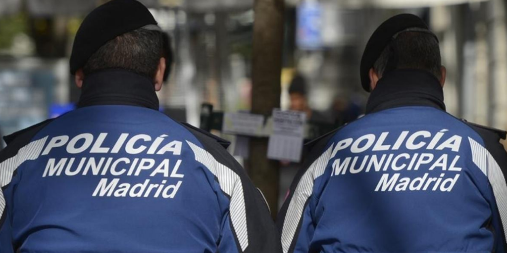 Detenidos dos hombres en Madrid por llevar tusi, cocaína y viagra «para una fiesta»