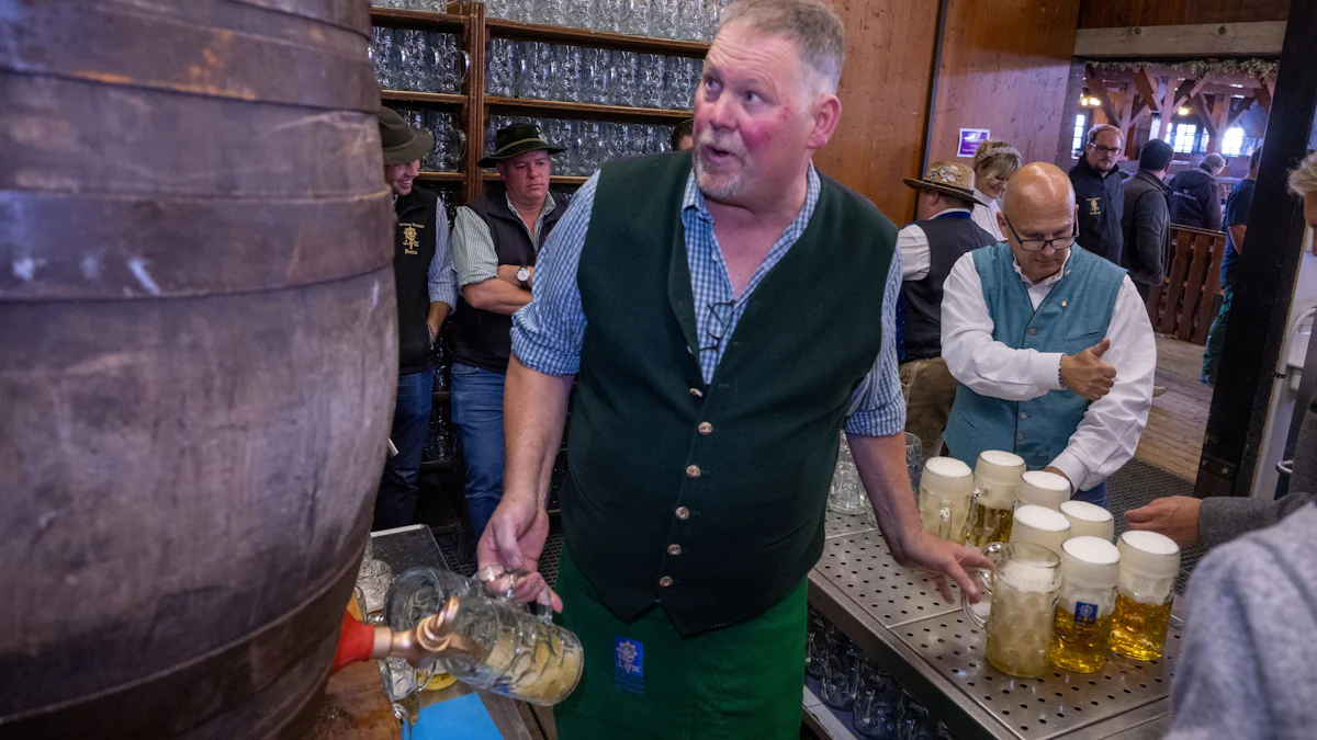 Drei Sekunden pro Mass Bier: Der schnellste Zapfer auf dem Oktoberfest