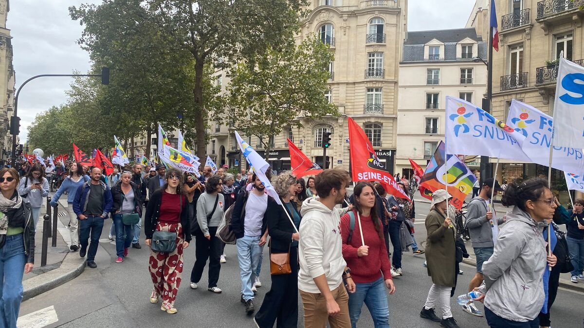 « Du pèze pour le 93 » : le plan d’urgence pour l’éducation fait sa rentrée dans les rues de Paris