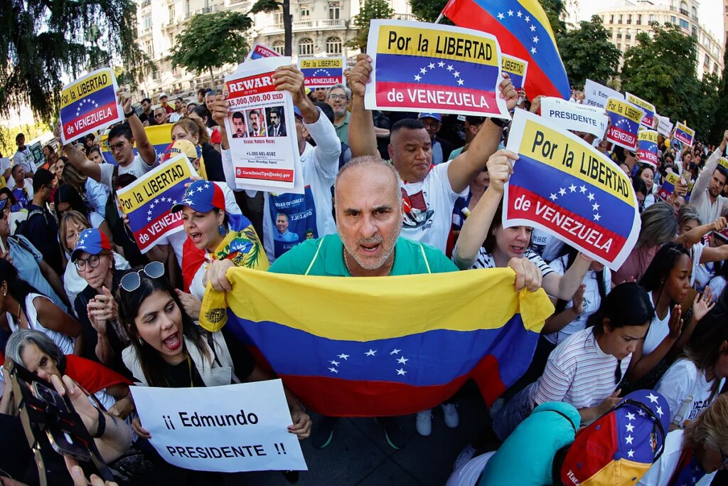 Edmundo, a los venezolanos congregados a las puertas del Congreso en Madrid: "La lucha continuará. No desmayen, no los defraudaremos"