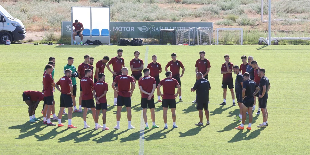 El Córdoba CF no ha repetido su once en las  primeras jornadas de liga