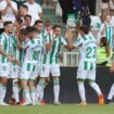 El Córdoba CF se aferra al Arcángel para ganar ante el Racing de Ferrol (3-1)