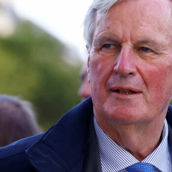 En direct : Michel Barnier appelle à « garder l’esprit olympique » qui a permis l’union « par-delà les clivages politiques »