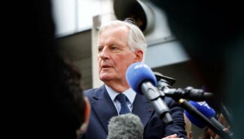 En direct, Michel Barnier : après avoir été reçu, le président du groupe LIOT dit ne pas être venu « pour participer ou donner des noms à un gouvernement »