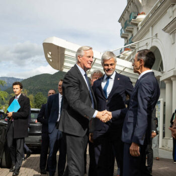 En direct | Michel Barnier poursuit ses consultations, le PS ne s’opposera pas à l’examen de la procédure de destitution d’Emmanuel Macron au bureau de l’Assemblée