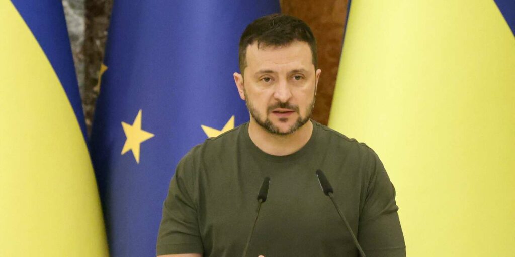 En direct, guerre en Ukraine : l’aide internationale s’est « accélérée » début septembre, se félicite Volodymyr Zelensky