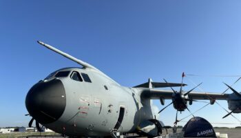 En photos: L'armée luxembourgeoise dévoile son A400M au Findel