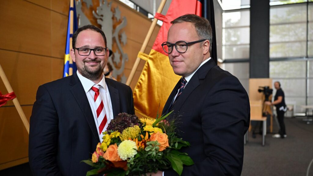 Erfurt: Landtagspräsident in Thüringen gewählt: "Es war ein Sieg für die Demokratie"