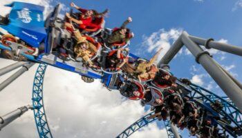 Europapark: Les passagers du "Blue Fire" coincés 30 minutes à 38 mètres de haut