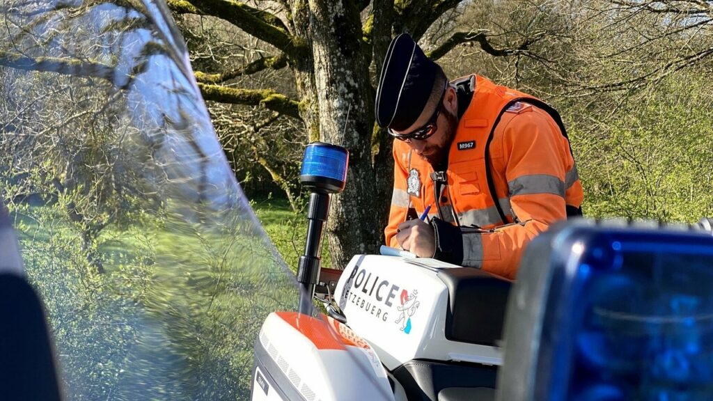 Excès de vitesse, cambriolage...: La police a arrêté un chauffard et un voleur hier