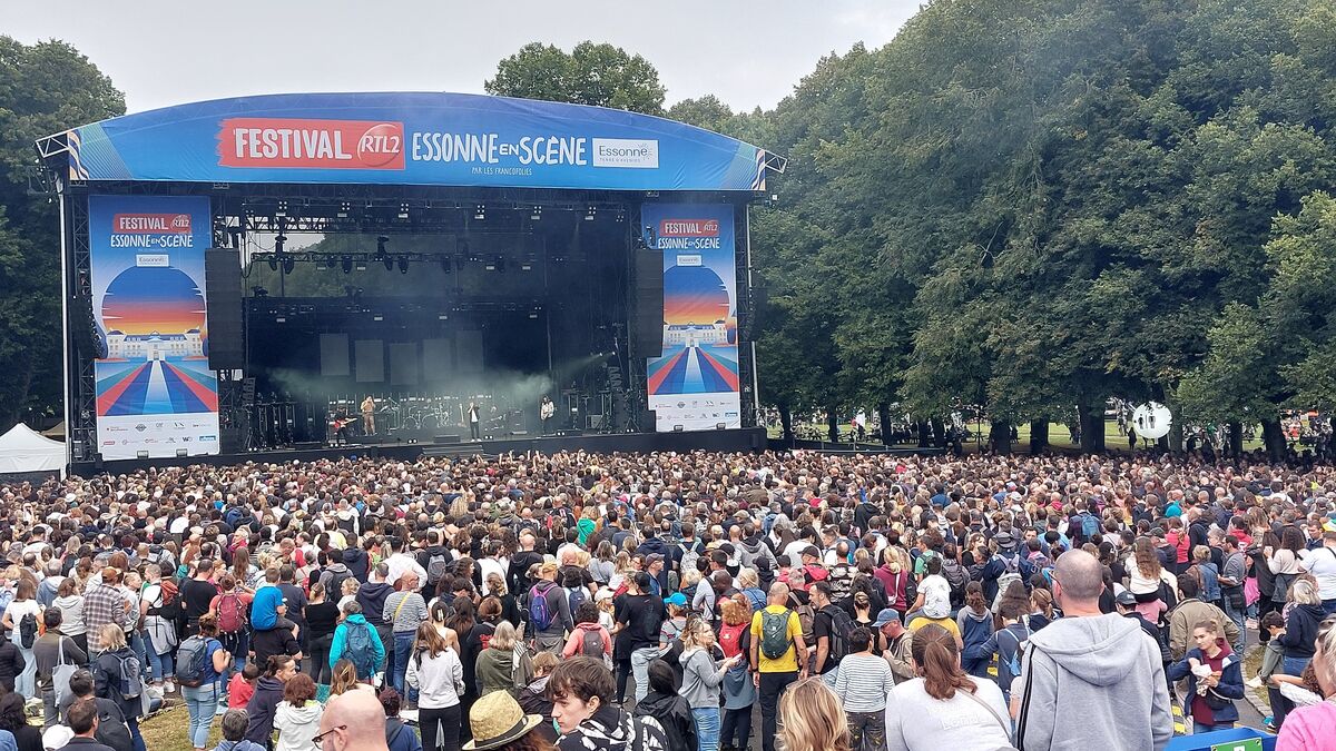 Festival RTL 2 Essonne en scène : le parking principal encore fermé ce samedi soir, mais le risque d’orages s’éloigne