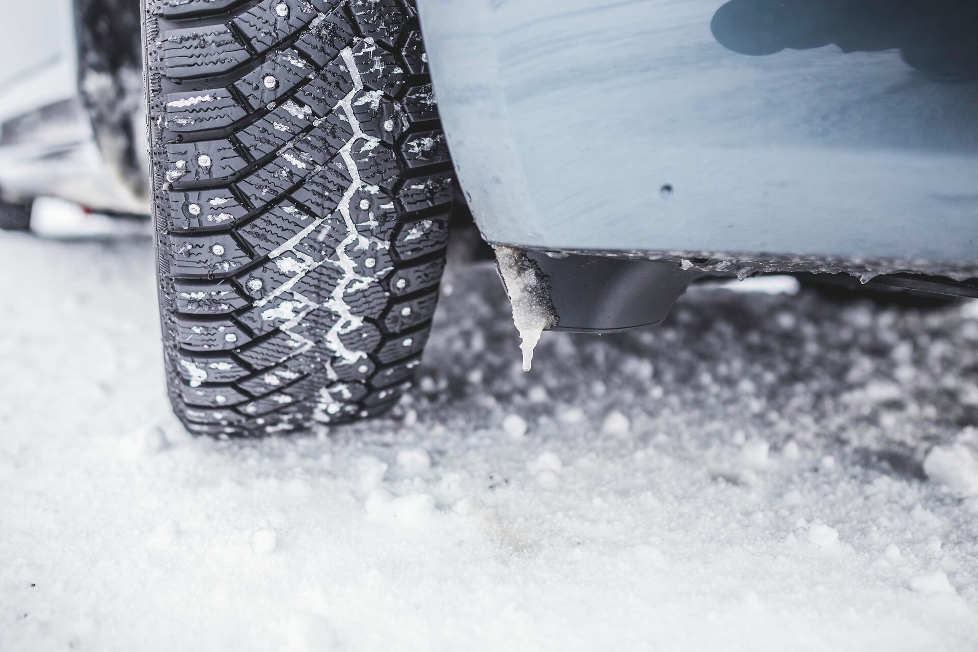 Fini les pneus 4 saisons: Un seul marquage de pneus neige autorisé cet hiver en France