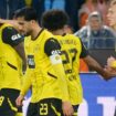 Beim 4:2 des BVB über Bochum wird Serhou Guirassy (Zweiter v.l.) als Matchwinner gefeiert. Foto: Bernd Thissen/dpa