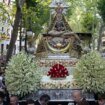 Granada muestra su devoción por la Virgen de las Angustias con una procesión multitudinaria