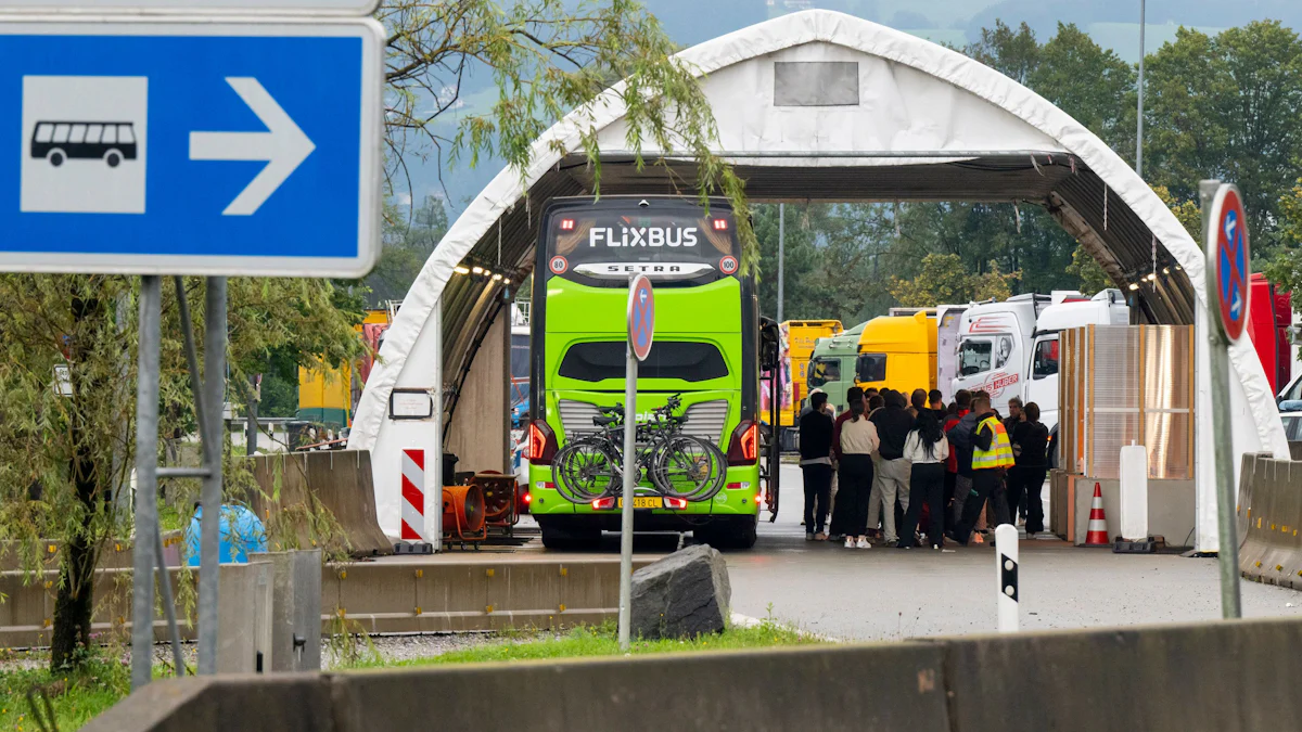 Grenzkontrollen: Jeder Zweite wird zurückgeschickt