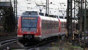 Deutsche Bahn: Ein Zug mit dem Ziel Hanau