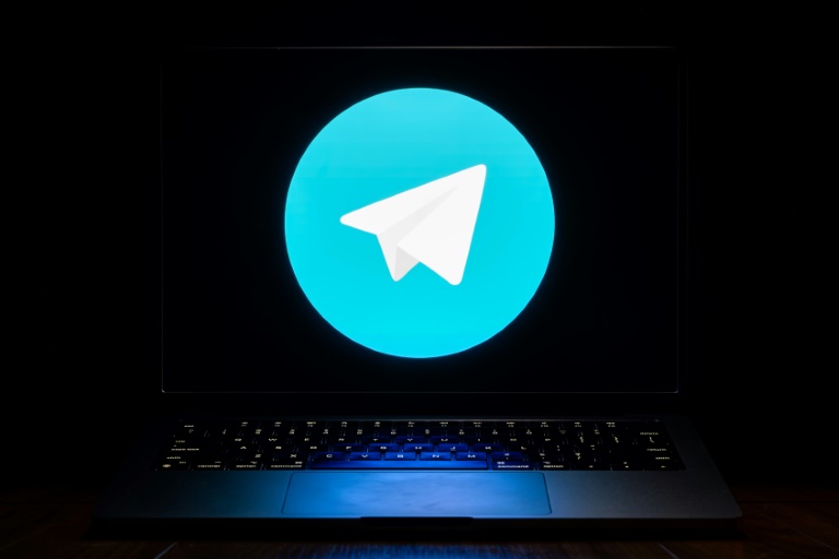 Il devient plus transparent: Le réseau social Telegram modifie ses règles